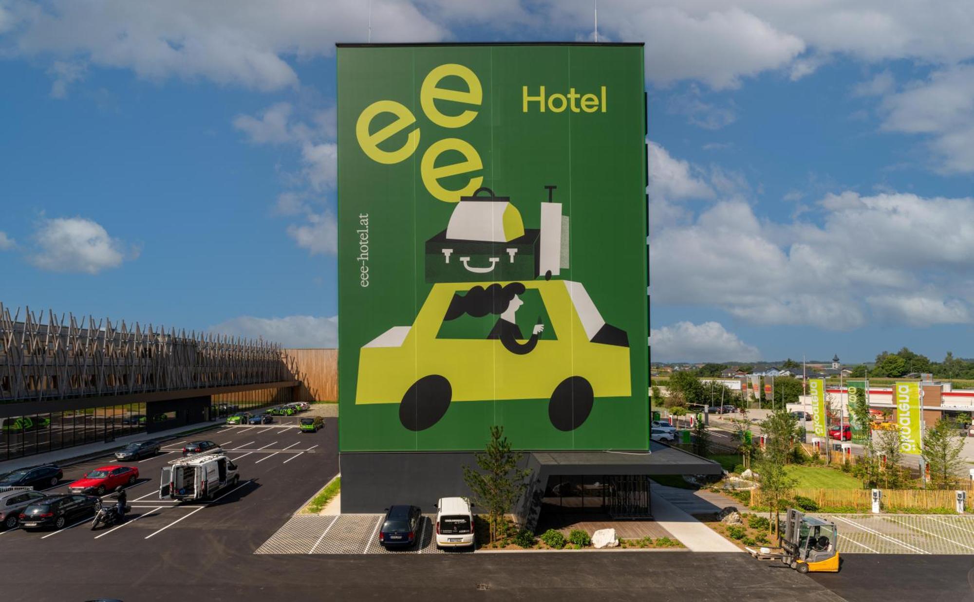 Eee Hotel Eberstalzell Exterior photo